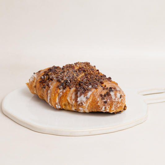 Croissant de dátil y nuez